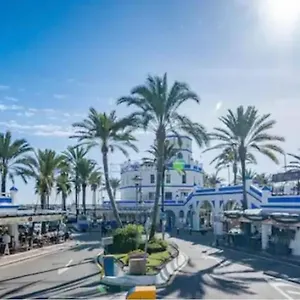  Apartamento Lovely 1 Bedroom With Sea Views And Pool