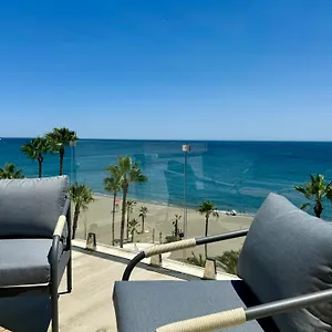  Apartment Sunnypalms - Beachfront Penthouse With Stunning Sea View