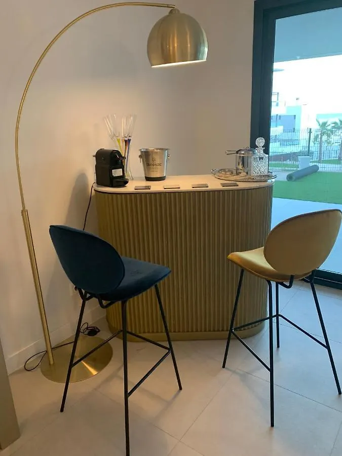 Casa Casu New Stunning 3 Bed Raised Ground Floor Apartment & Huge Balcony With Sea Pool & Mountain View Indoor & Outdoor Swimming Pools & Gym Walking Distance To Beach Port Estepona Traveller Award 2023 0*,