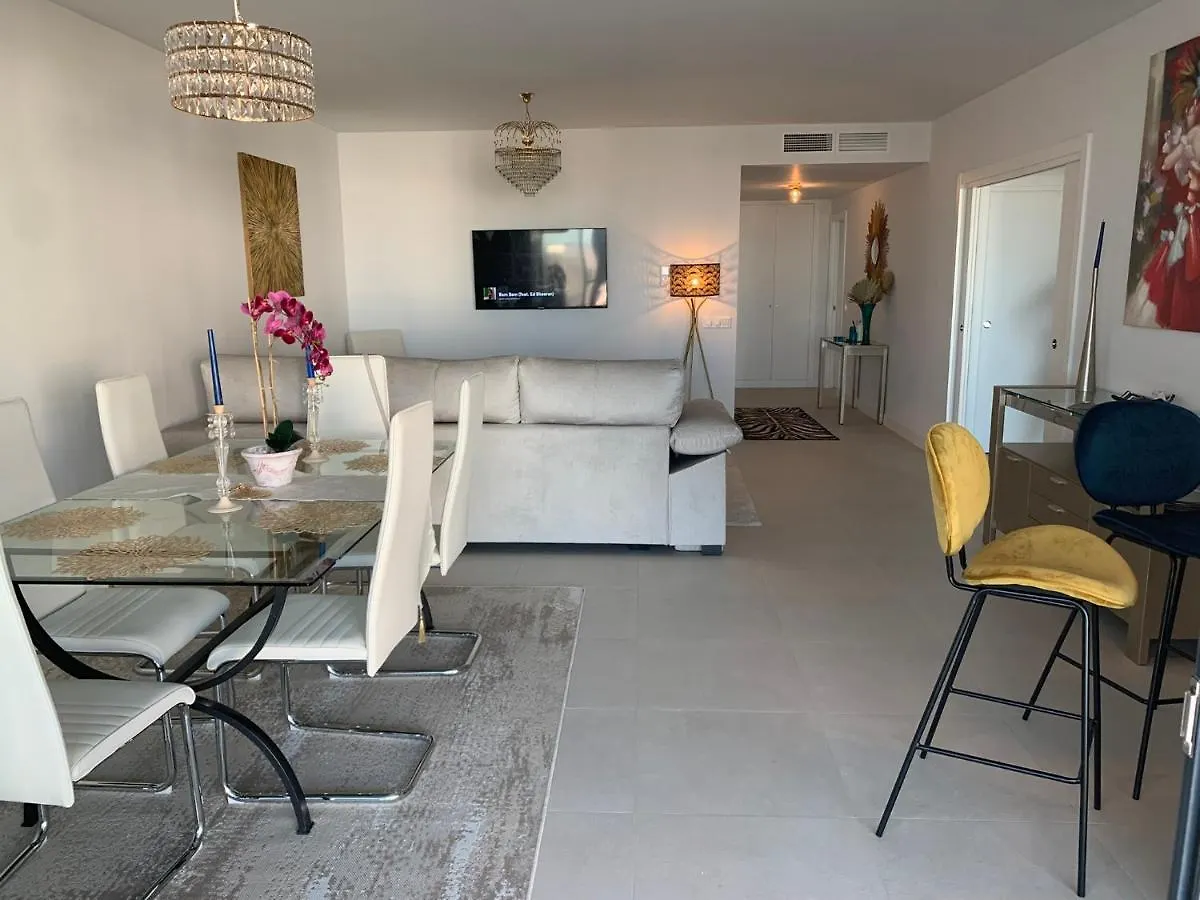 BRAND NEW STUNNING 3 BED RAISED GROUND FLOOR APARTMENT WITH SEA&POOL&MOUNTAIN VIEW INDOOR&OUTDOOR SWIMMING POOLS&GYM WALKING DISTANCE TO BEACH PORT Casa Casu Estepona 0*,  España