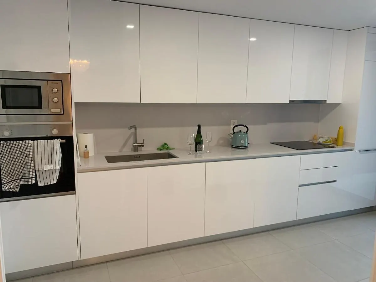 BRAND NEW STUNNING 3 BED RAISED GROUND FLOOR APARTMENT WITH SEA&POOL&MOUNTAIN VIEW INDOOR&OUTDOOR SWIMMING POOLS&GYM WALKING DISTANCE TO BEACH PORT Casa Casu Estepona
