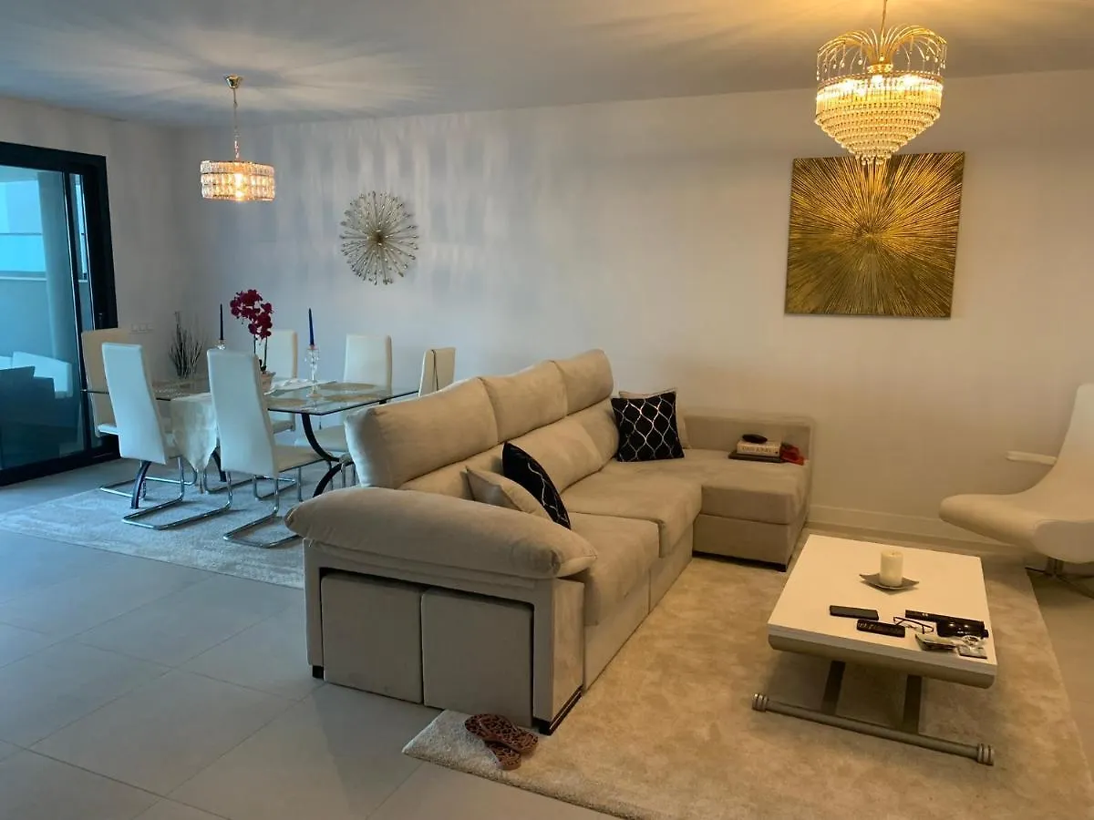 BRAND NEW STUNNING 3 BED RAISED GROUND FLOOR APARTMENT WITH SEA&POOL&MOUNTAIN VIEW INDOOR&OUTDOOR SWIMMING POOLS&GYM WALKING DISTANCE TO BEACH PORT Casa Casu Estepona España