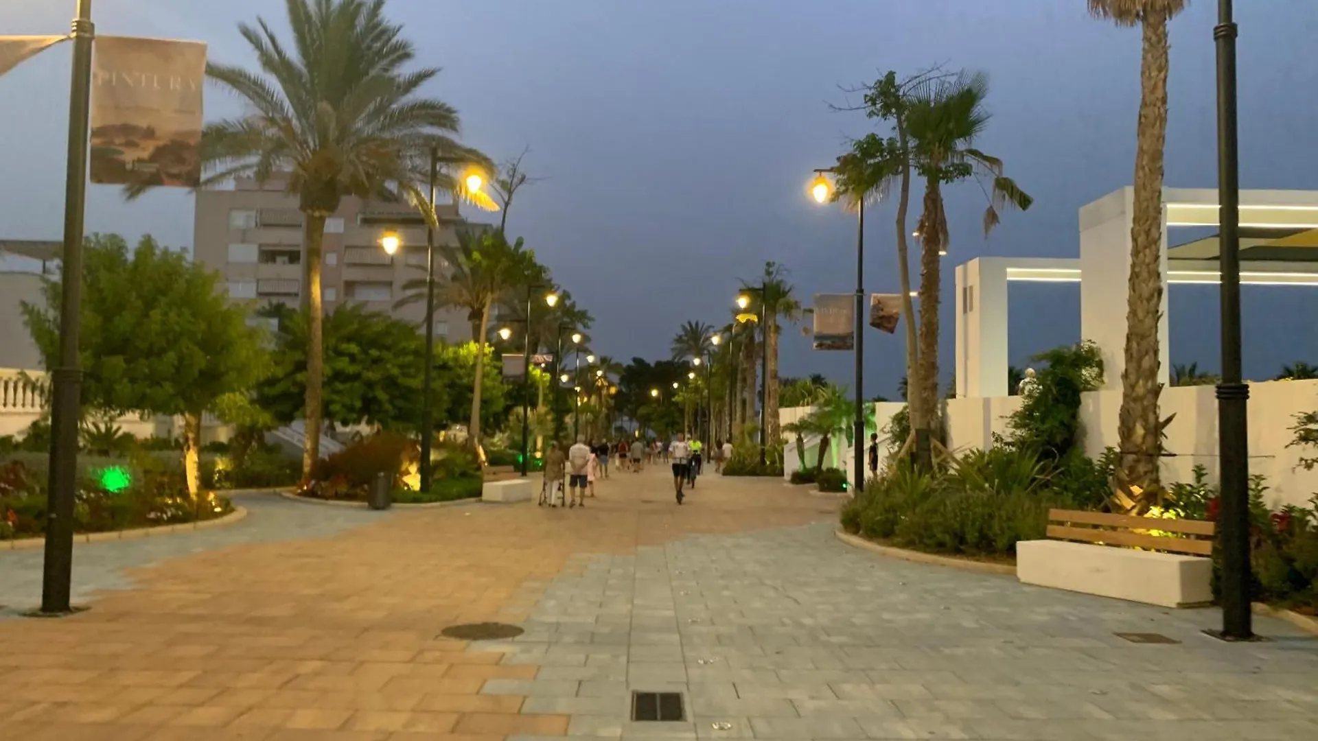 BRAND NEW STUNNING 3 BED RAISED GROUND FLOOR APARTMENT WITH SEA&POOL&MOUNTAIN VIEW INDOOR&OUTDOOR SWIMMING POOLS&GYM WALKING DISTANCE TO BEACH PORT Casa Casu Estepona 0*,